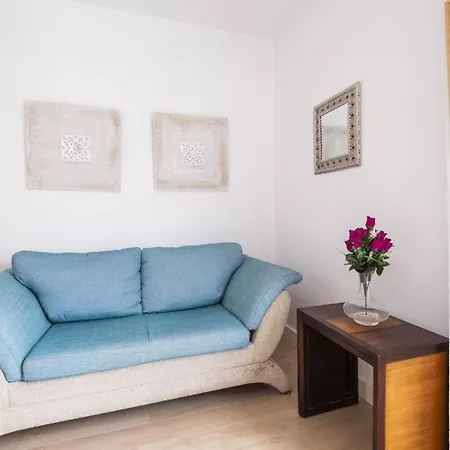 Iris Ii Apartment *